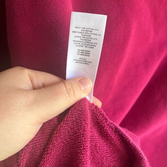 Aritzia TNA Womens Sweatfleece Terry Fleece Boyfriend Fit‎ Fuschia Crew Neck SM - Picture 7 of 7